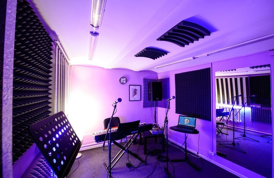 Puxojau Vocal Academy Studio
